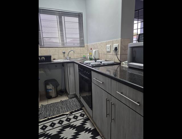 2 BEDROOM APARTMENT TO LET IN SALT ROCK